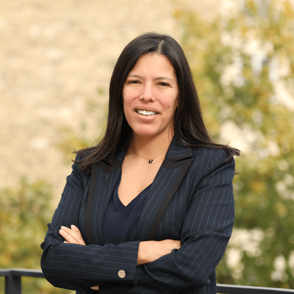 Portrait de Marie-Ange Rousselot, tête de la liste " Unis ! au service des Français de Suisse romande "